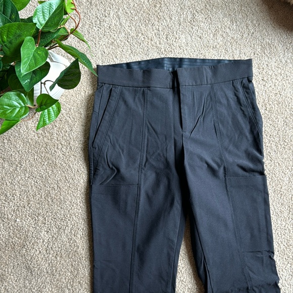 Like new Athelta Wander stash skinny pant - Picture 1 of 7